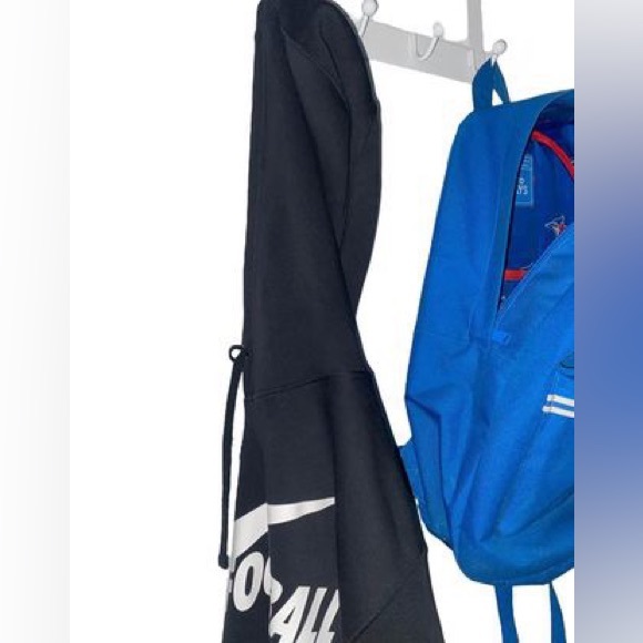 💰 SOLD 💰 🗓️ Nike Hoodie ! - Picture 3 of 5